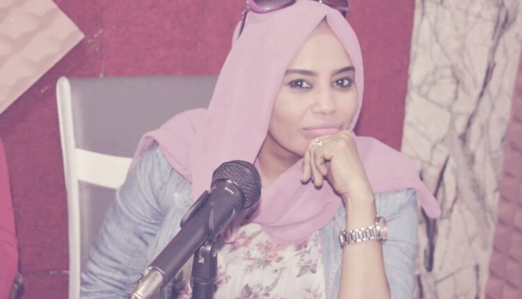 إمرأة بمئة رجل..