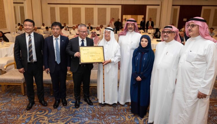 بالشراكة مع النقابة العامة