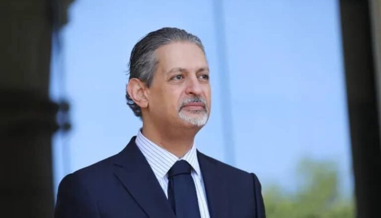 السفير المصري يؤكد دعم