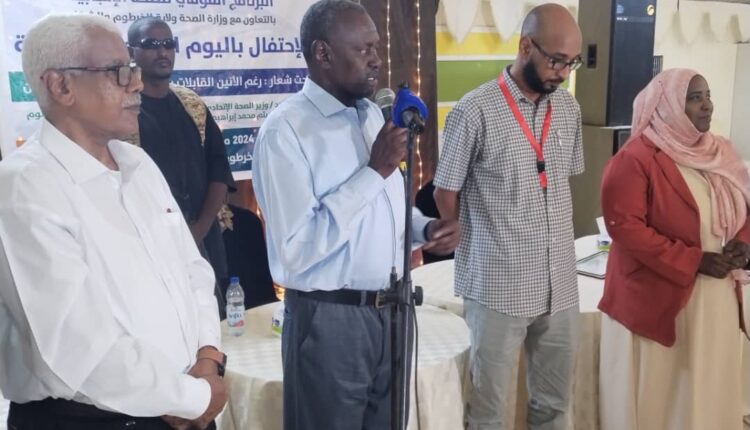 والي الخرطوم ووزير الصحة