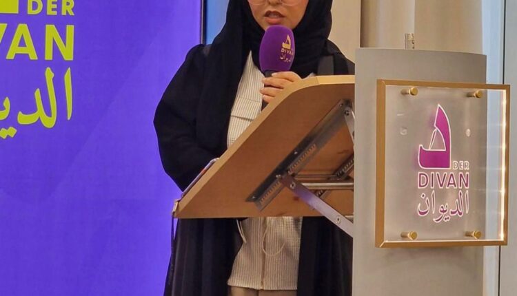 “ 214 مترجم من 48