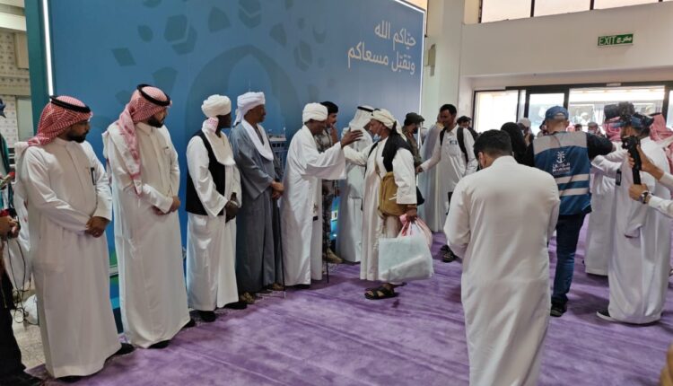 وصول الفوج الأول من